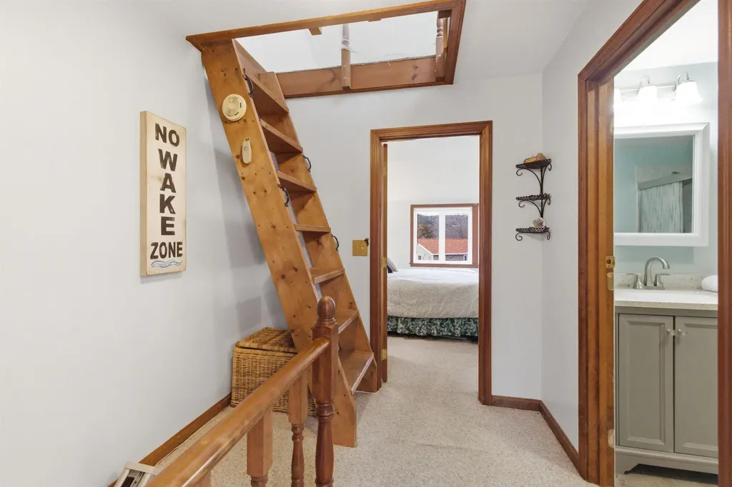 78 Lake Shore Drive Moultonborough NH 03254