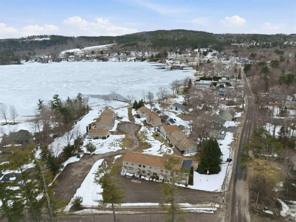 78 Lake Shore Drive Moultonborough NH 03254