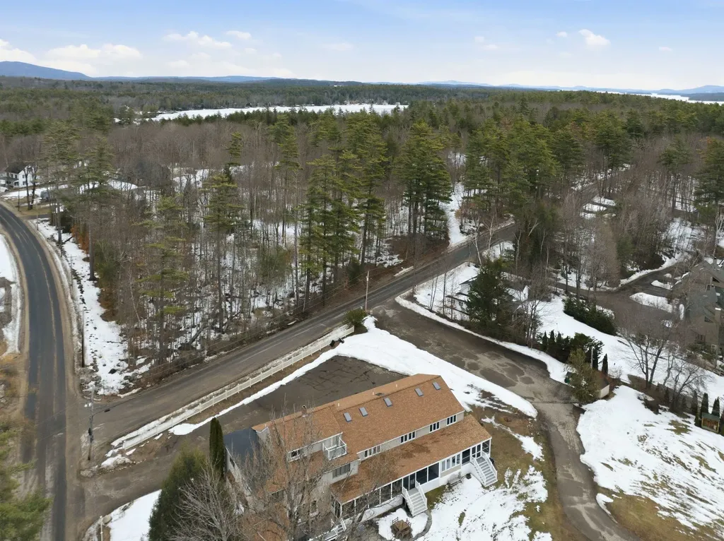 78 Lake Shore Drive Moultonborough NH 03254