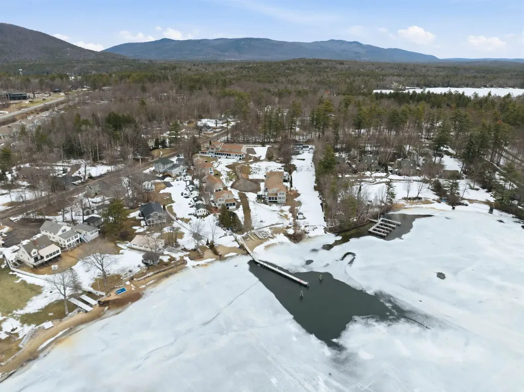 78 Lake Shore Drive Moultonborough NH 03254