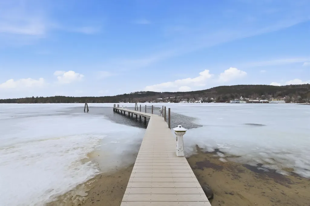 78 Lake Shore Drive Moultonborough NH 03254