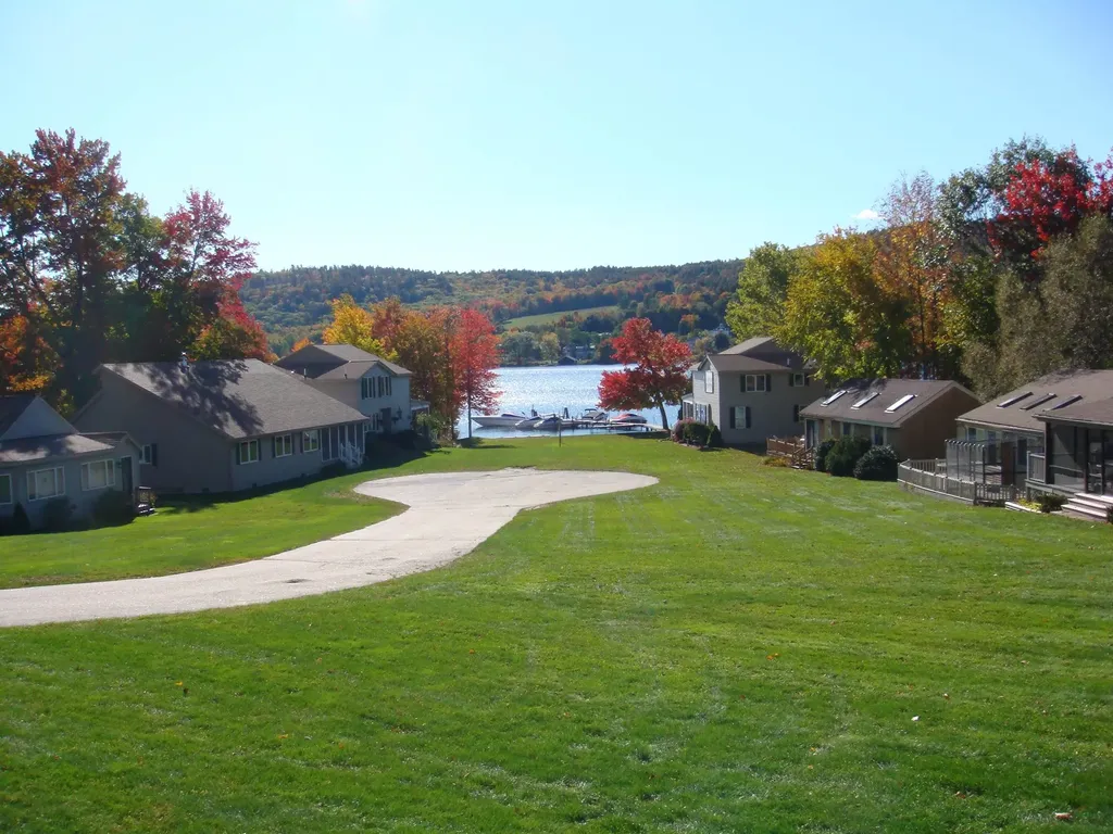 78 Lake Shore Drive Moultonborough NH 03254