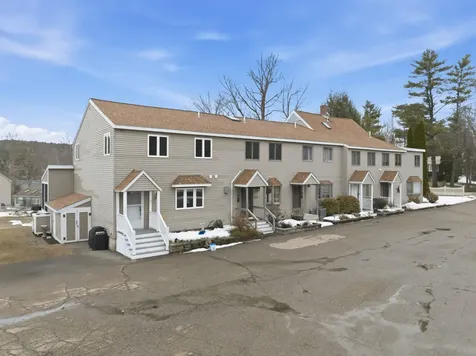 78 Lake Shore Drive Moultonborough NH 03254