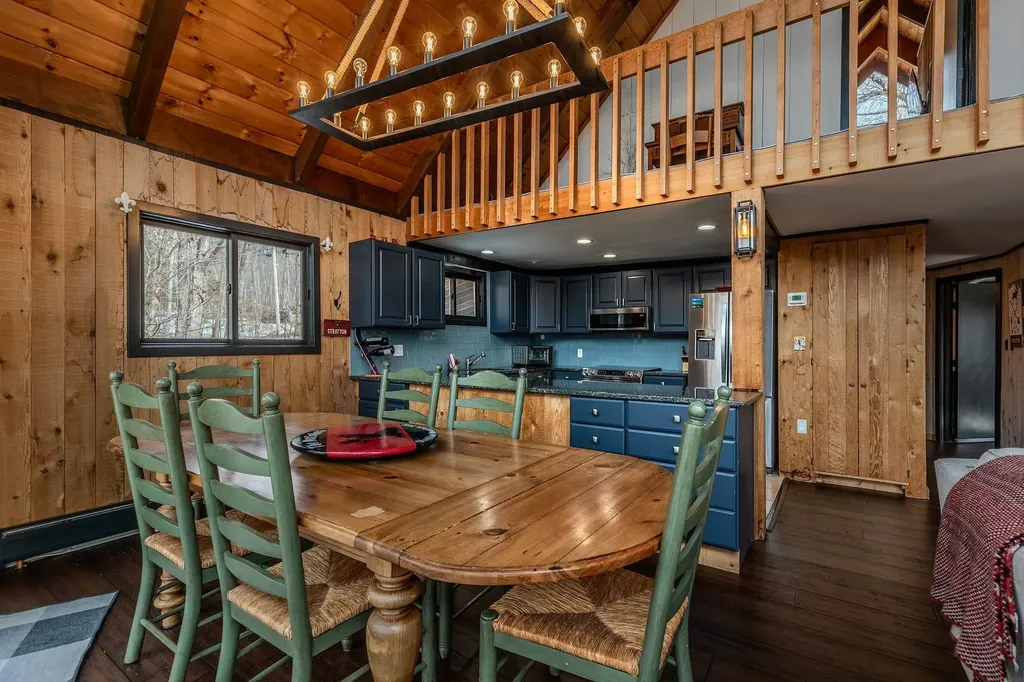 24 Sugarbush Drive Winhall VT 05340