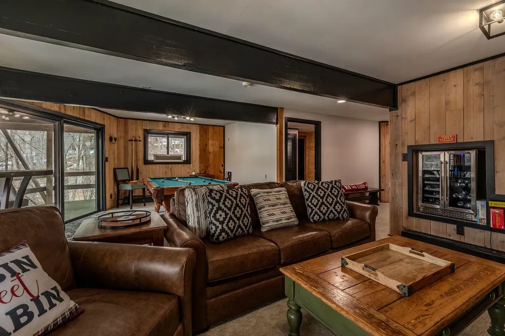 24 Sugarbush Drive Winhall VT 05340