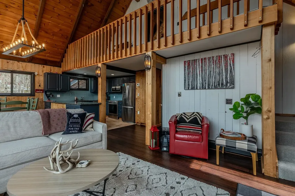 24 Sugarbush Drive Winhall VT 05340