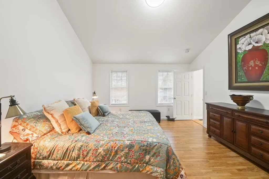 5 Ivy Lane Nashua NH 03063