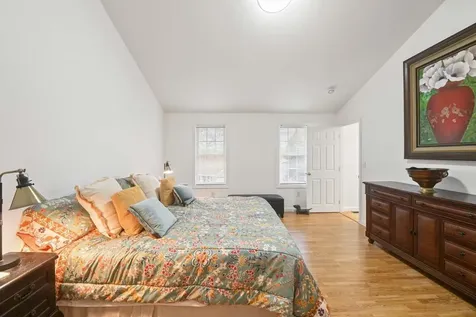 5 Ivy Lane Nashua NH 03063