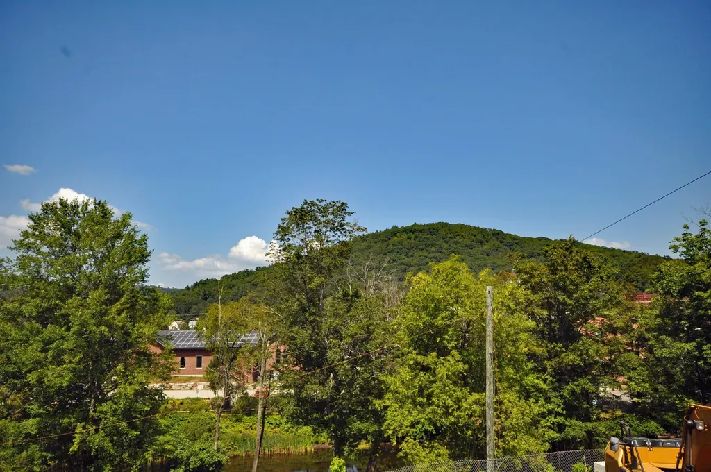 40 B Beech Street Bristol NH 03222