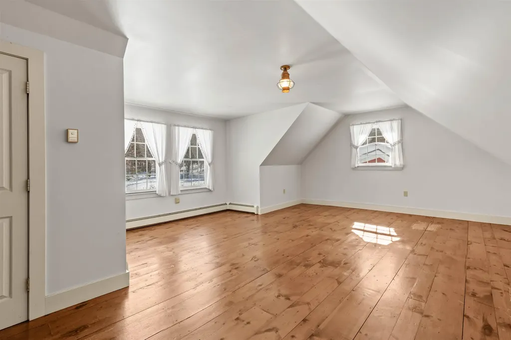 47 Stagecoach Road Alton NH 03809