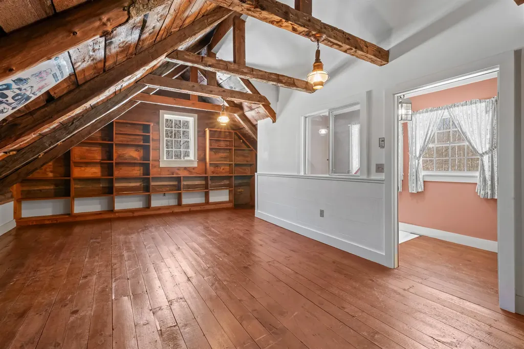 47 Stagecoach Road Alton NH 03809