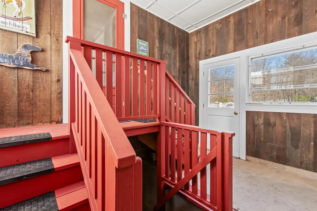 47 Stagecoach Road Alton NH 03809