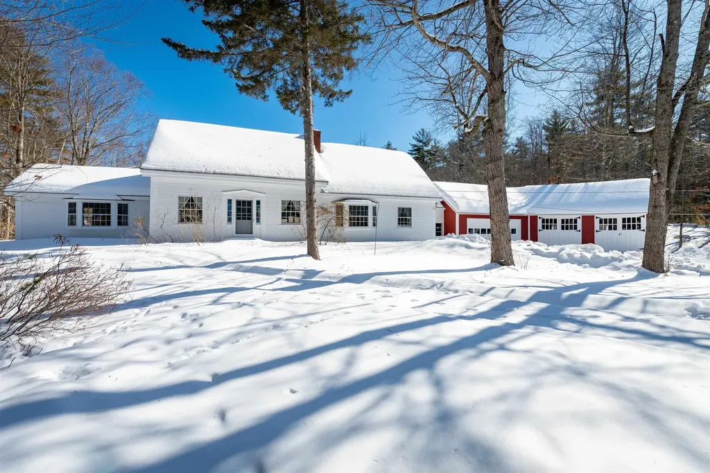47 Stagecoach Road Alton NH 03809