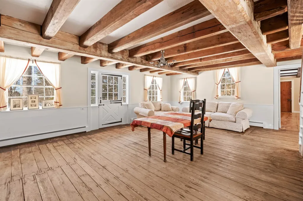 47 Stagecoach Road Alton NH 03809