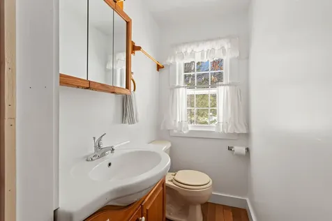 47 Stagecoach Road Alton NH 03809