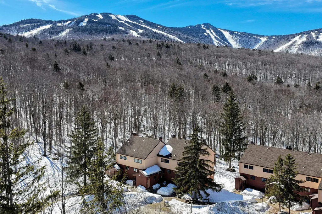 768 East Mountain Road Killington VT 05751