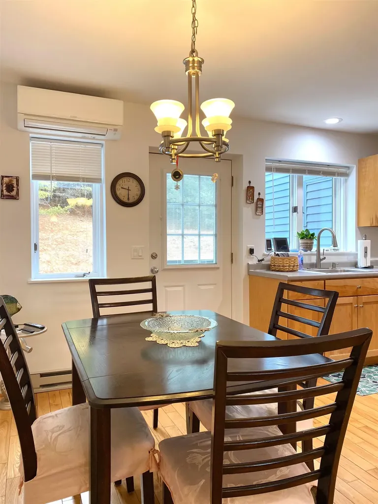 15 College Hill Hanover NH 03755