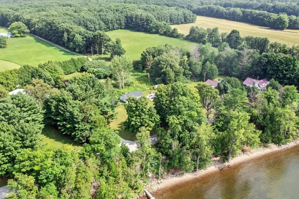 1 Windy Ridge Lane Isle La Motte VT 05463