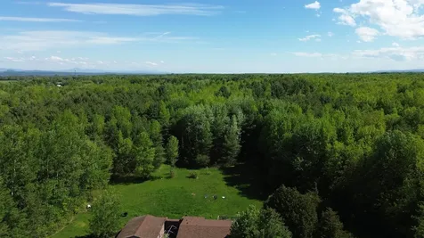 83 Hyde Road Grand Isle VT 05458