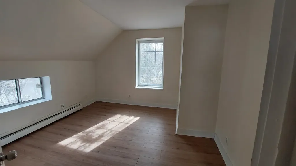 32 S. Main Street Chester VT 05143