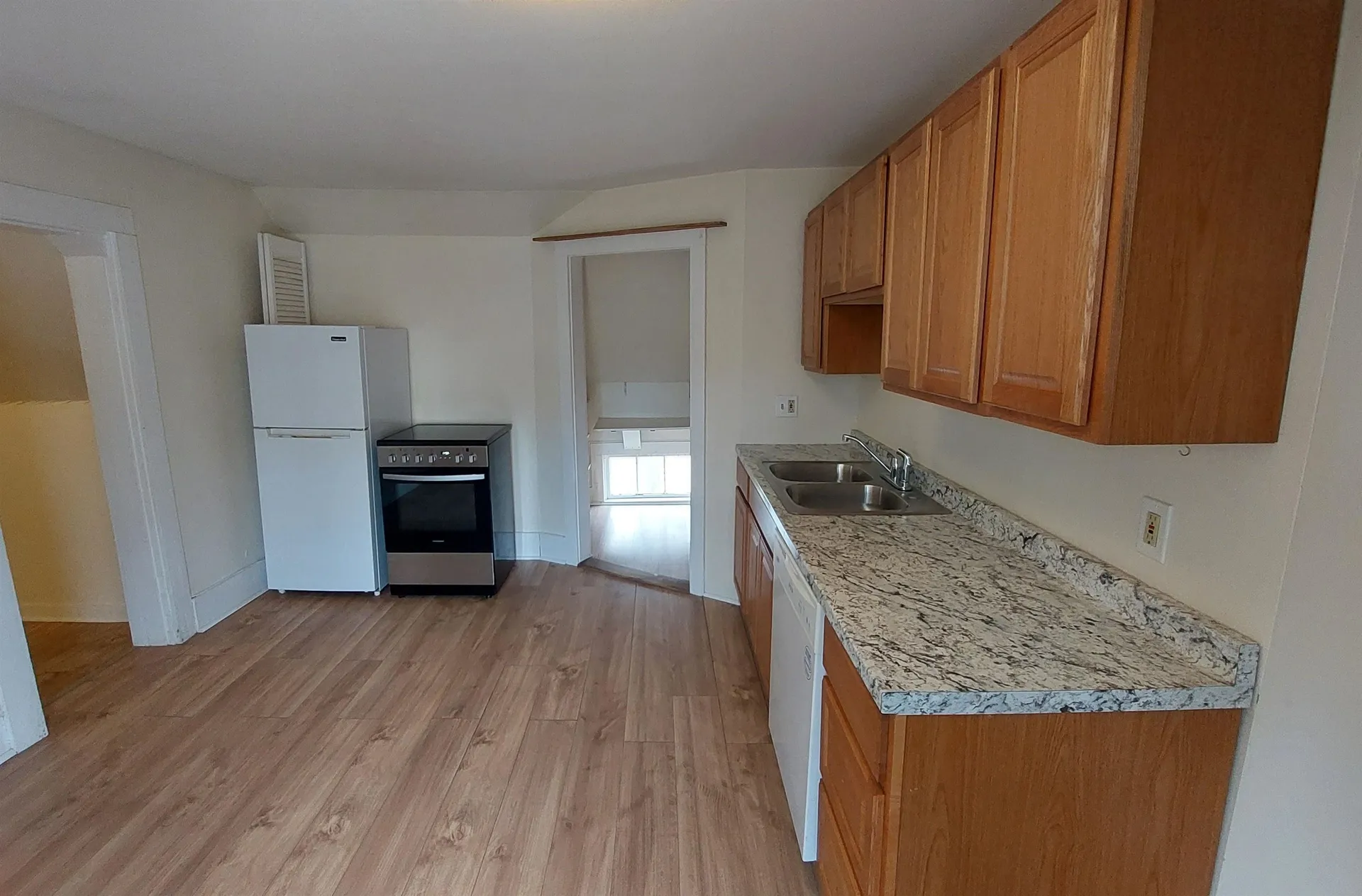 32 S. Main Street Chester VT 05143