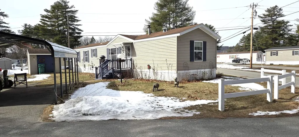 32 Pine Street Hinsdale NH 04451