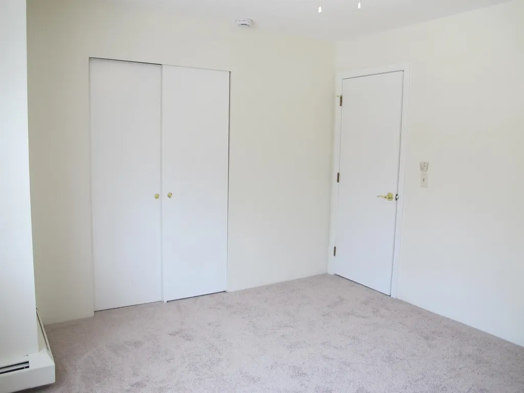 377 Huse Road Manchester NH 03103