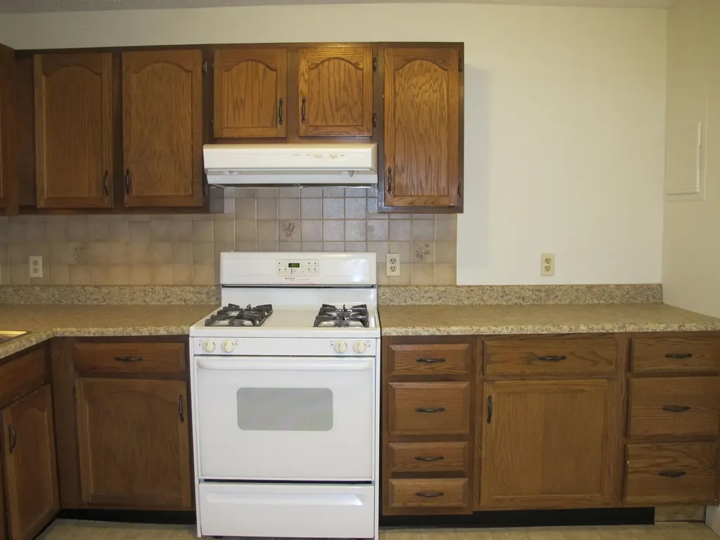 377 Huse Road Manchester NH 03103