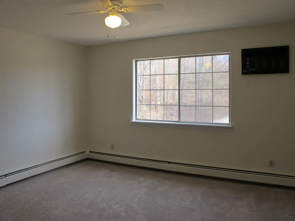 377 Huse Road Manchester NH 03103