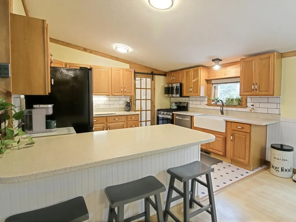 425 Taylor Street Milton VT 05468