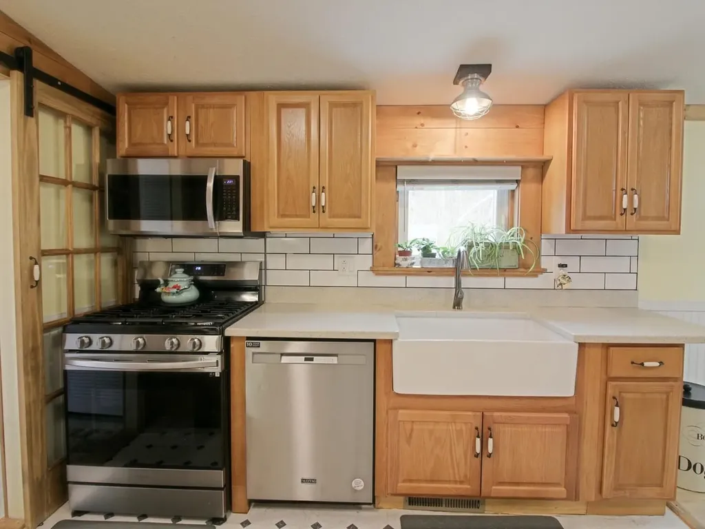 425 Taylor Street Milton VT 05468