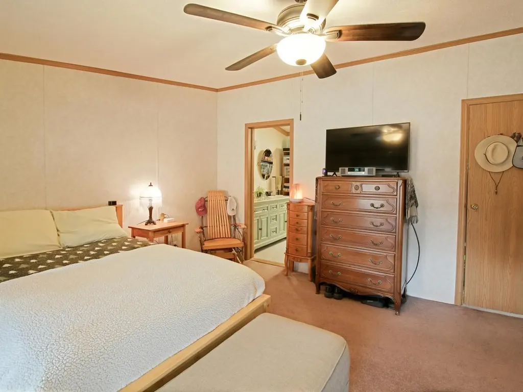 425 Taylor Street Milton VT 05468