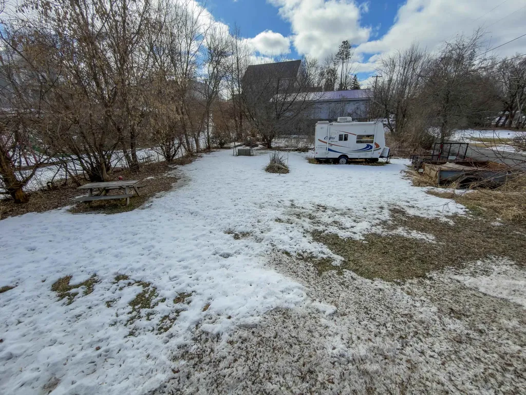 41 Ammonoosuc Street Haverhill NH 03785