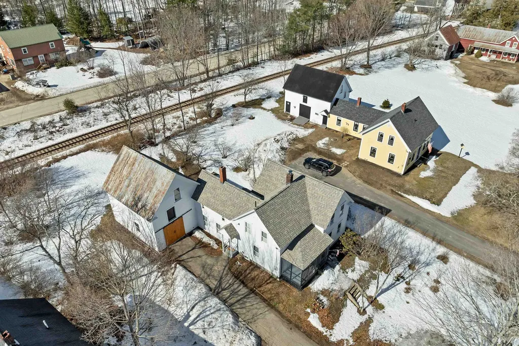 336 Main Street Wakefield NH 03887