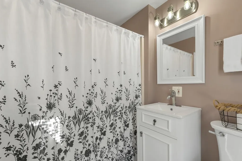 336 Main Street Wakefield NH 03887