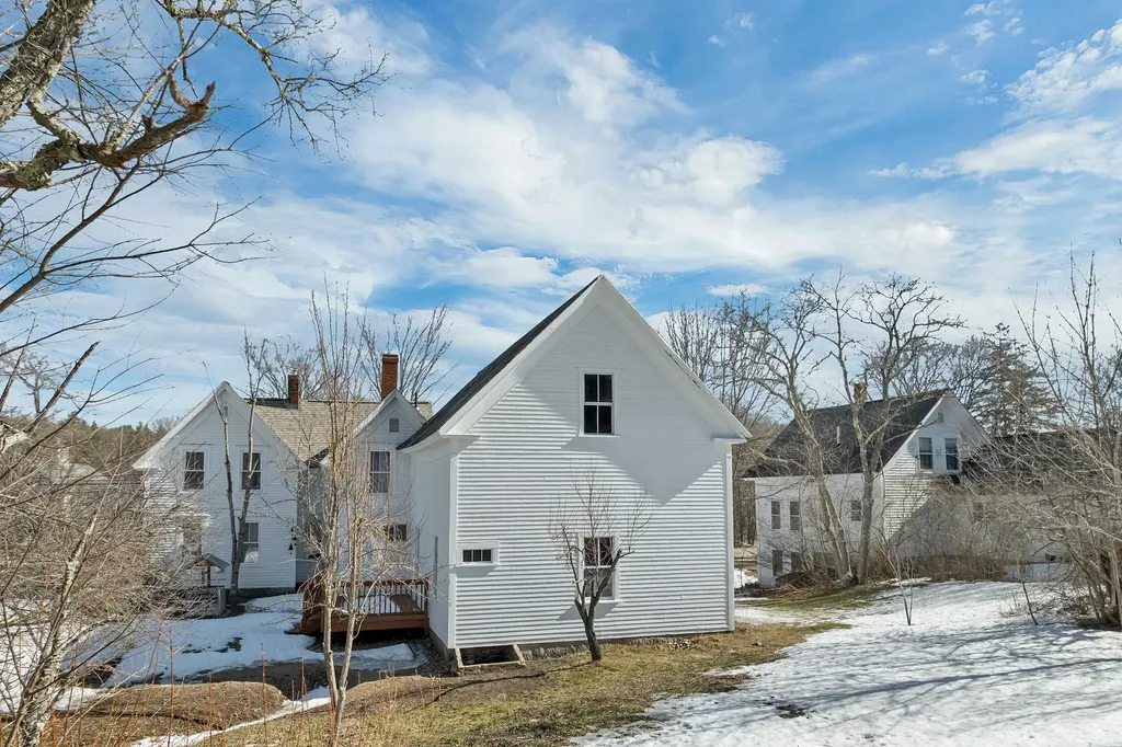 336 Main Street Wakefield NH 03887