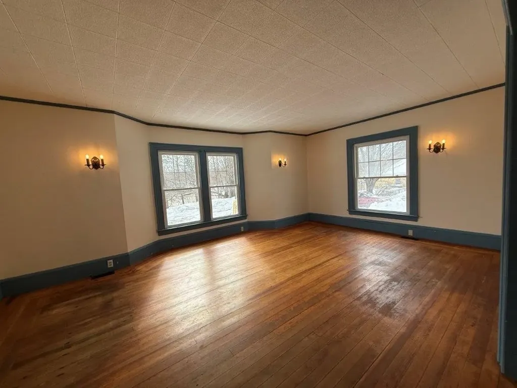 278 Us Route 4 Enfield NH 03748