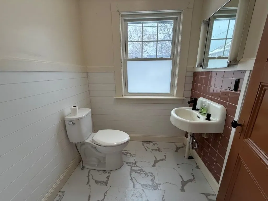 278 Us Route 4 Enfield NH 03748