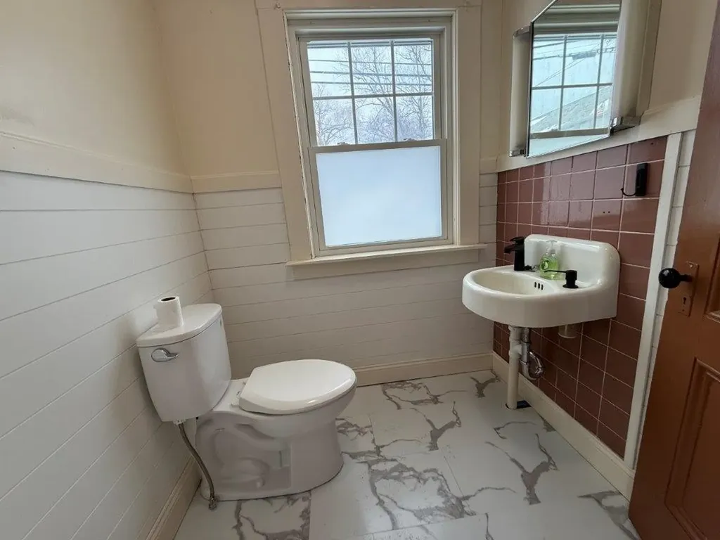 278 Us Route 4 Enfield NH 03748