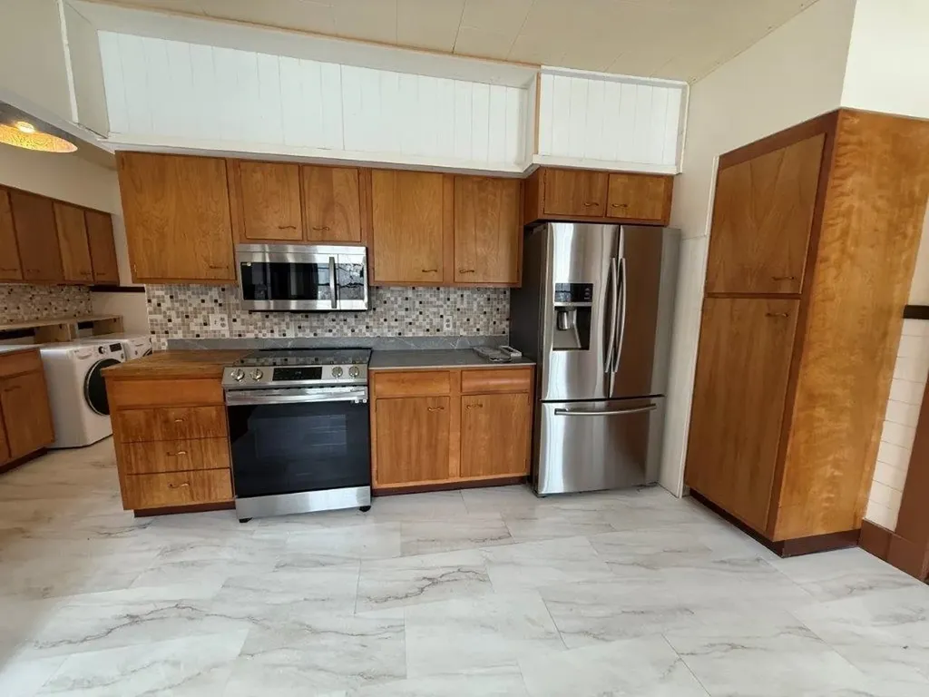 278 Us Route 4 Enfield NH 03748