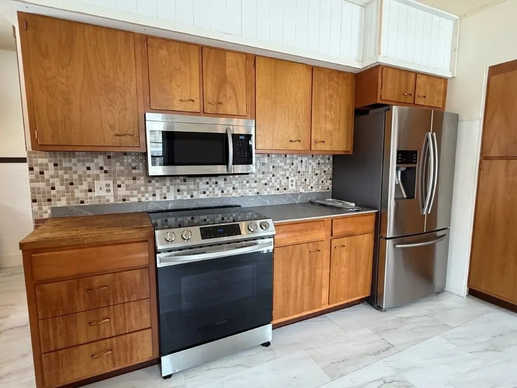 278 Us Route 4 Enfield NH 03748