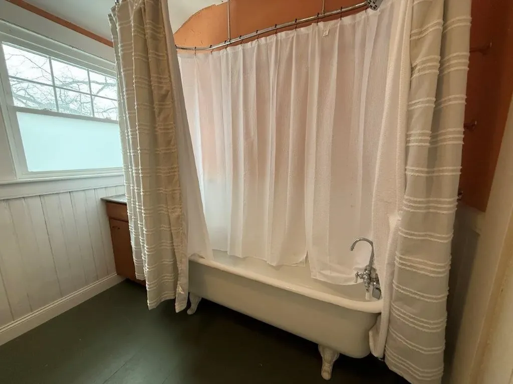 278 Us Route 4 Enfield NH 03748