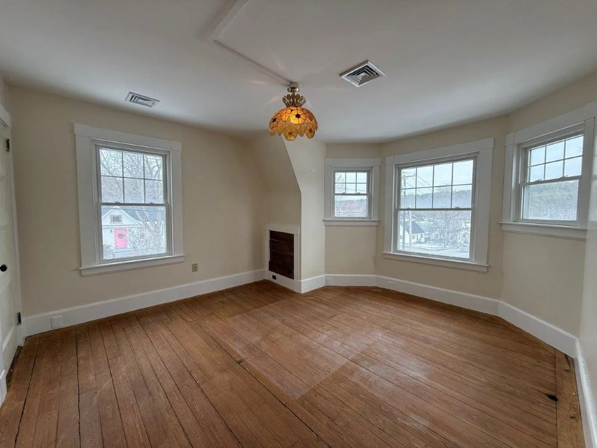 278 Us Route 4 Enfield NH 03748