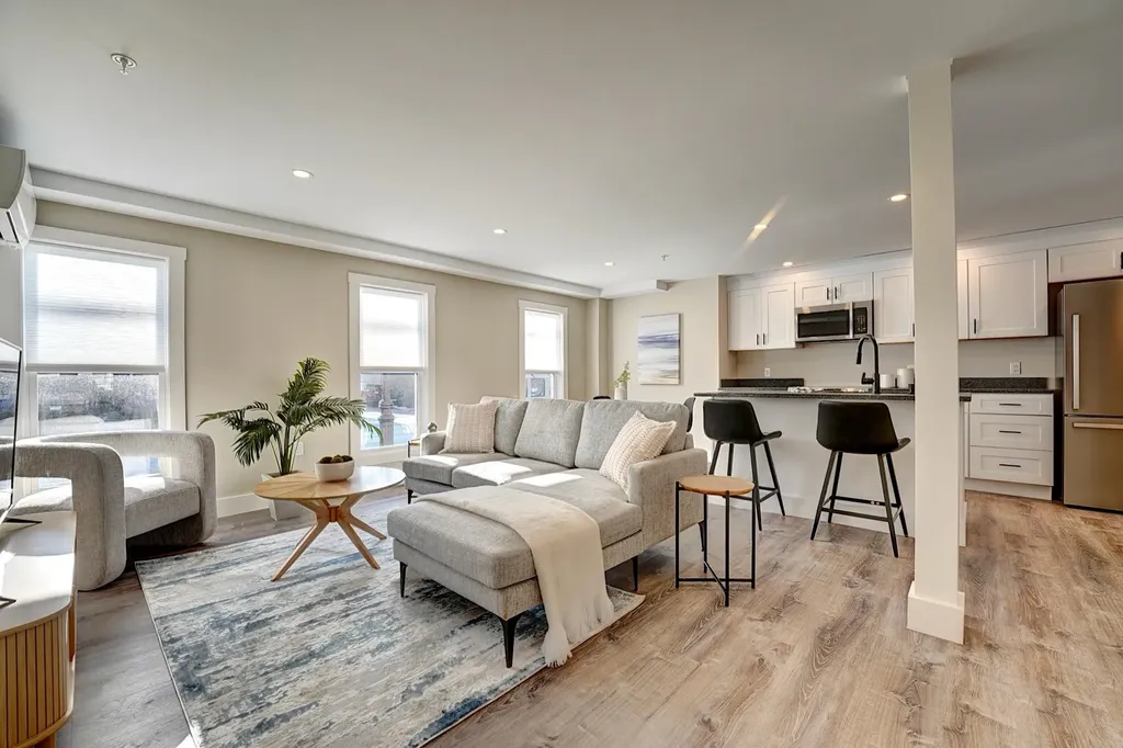 621 Islington Street Portsmouth NH 03801