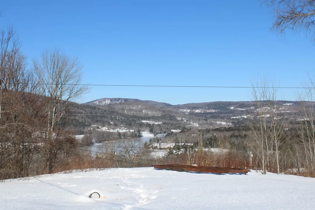 1579 Monroe Road Littleton NH 03561