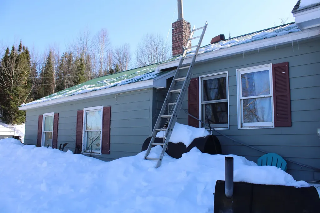 1579 Monroe Road Littleton NH 03561