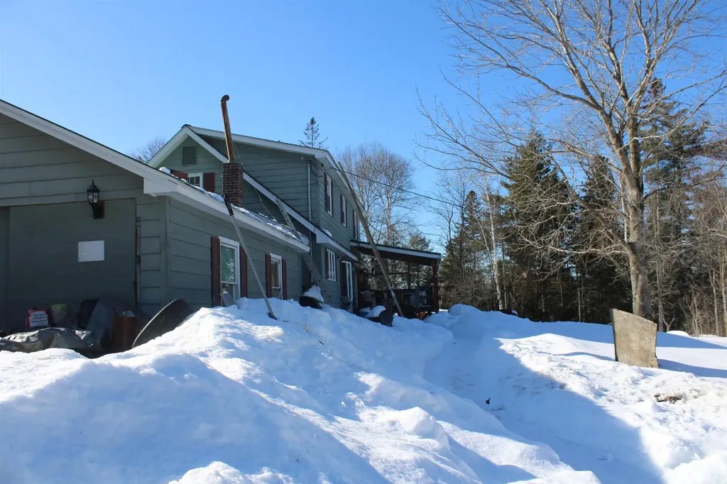 1579 Monroe Road Littleton NH 03561