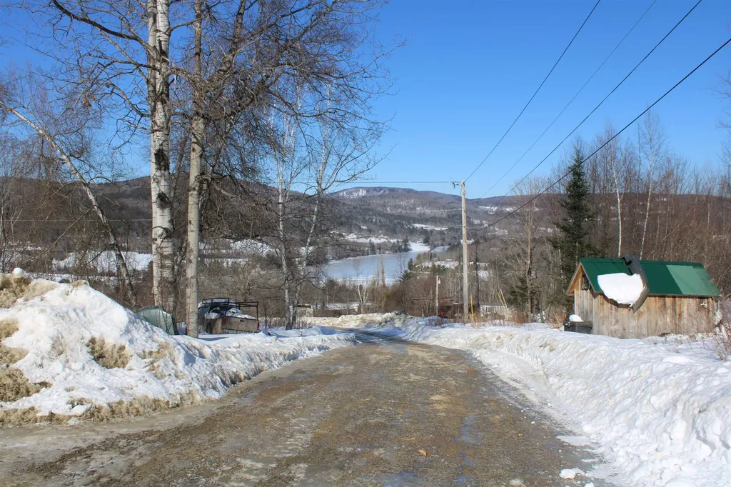 1579 Monroe Road Littleton NH 03561