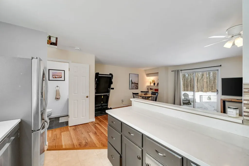 440 Oak Circle Colchester VT 05446