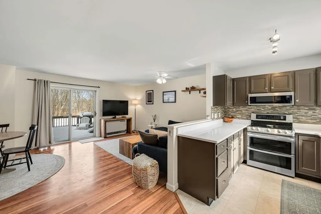 440 Oak Circle Colchester VT 05446